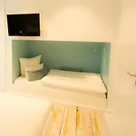 4 شقة