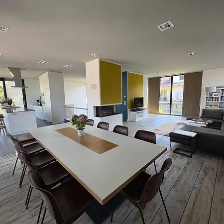 4 Apartment
