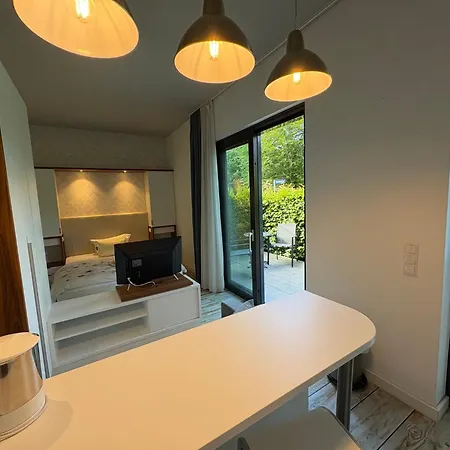 4 Apartment *